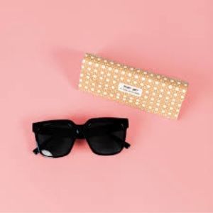 Jilly Box/Jillian Harris/Shady Lady Sunglasses